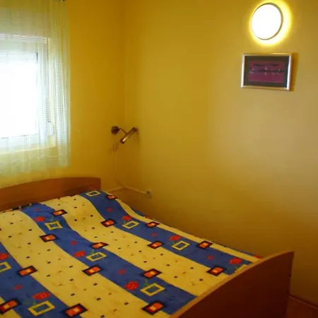Vila Marija * Vir